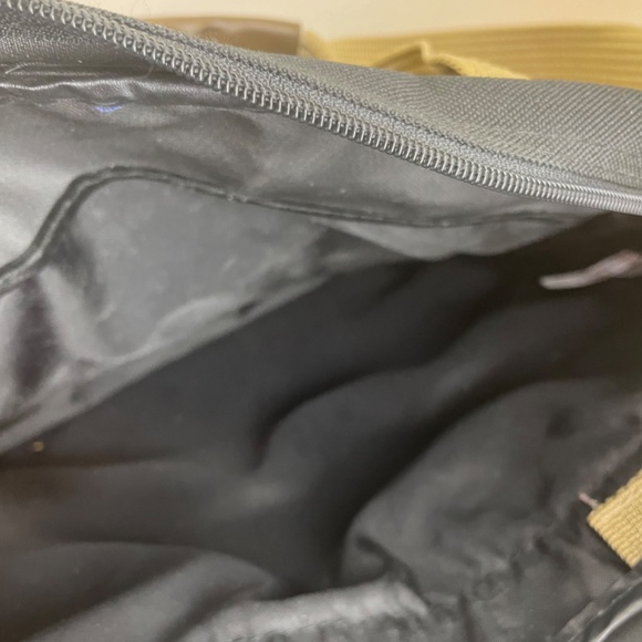 Rotary International Carry On Bag. - Picture 4 of 7